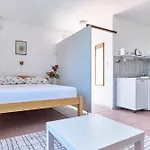 Krizmanić Apartament *